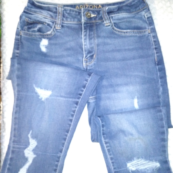 Distressed Jeans. - Picture 3 of 3